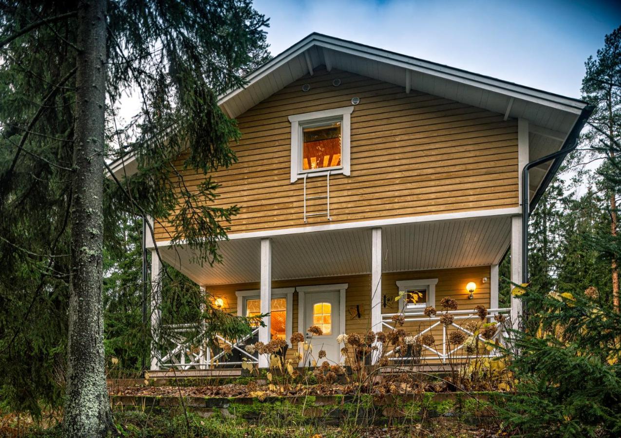 Juhlamenot Oy Villa Soderkulla  ภายนอก รูปภาพ